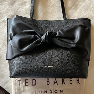 Ted Baker Diana Soft Knot Leather Handbag - Black